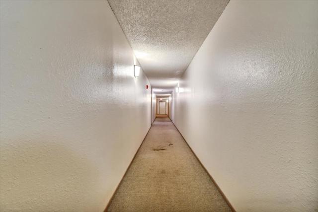 395 Imperial Way, Daly City CA: https://media.crmls.org/mediaz/bf75202e-7471-432e-9216-20f0e9116dcd.jpg