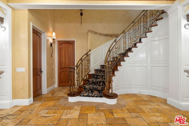 Image 15 of 38 For 919 Gretna Green Way