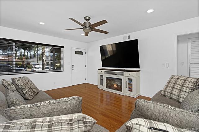 Detail Gallery Image 9 of 31 For 709 N Midway Dr, Escondido,  CA 92027 - 3 Beds | 1/1 Baths