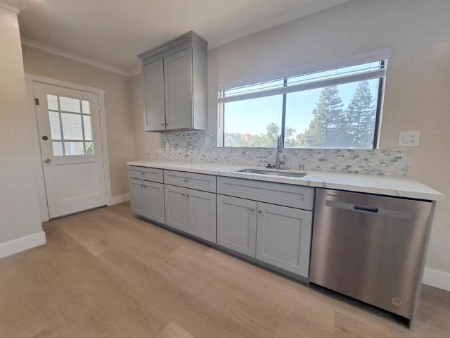 155 Nob Hill Terrace, Morgan Hill CA: https://media.crmls.org/mediaz/bf77a386-0591-4719-bde0-2842c9843ddd.jpg