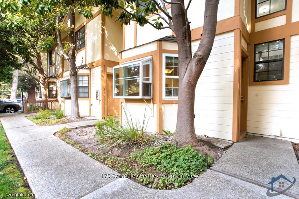 175 Evandale Avenue #7