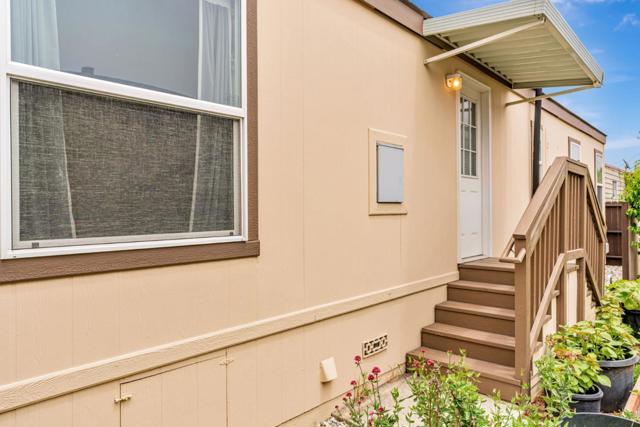 356 Reservation Road, Marina CA: https://media.crmls.org/mediaz/bf784730-36a3-4534-9d92-b82016d805dd.jpg