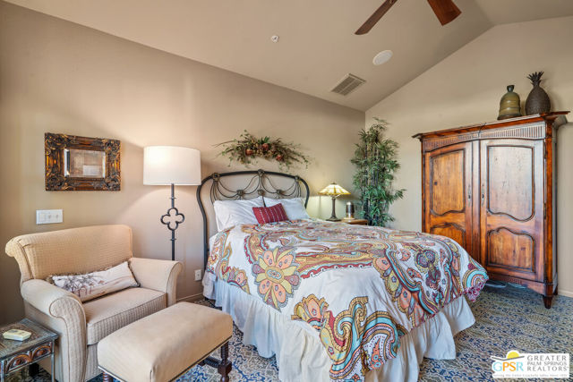 2960 Lantana Court, Palm Springs CA: https://media.crmls.org/mediaz/bf7933ef-9ff4-4cd8-ac4d-1802b7c11662.jpg