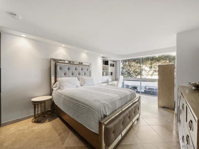 Image 30 of 69 For 1760 Avenida Del Mundo  #101 & #11