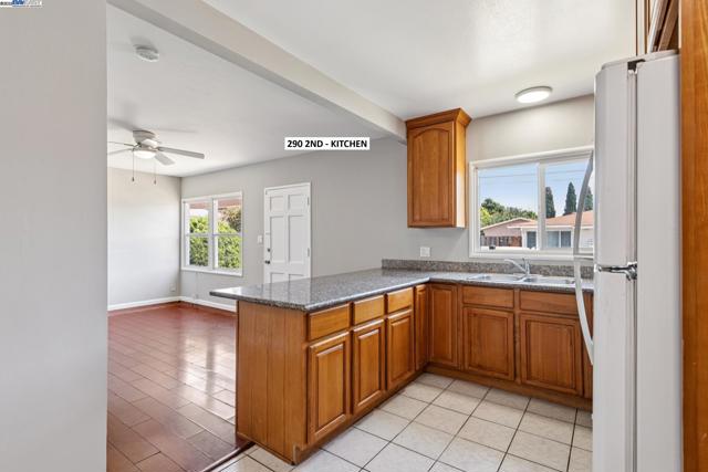 290 2Nd Ave, San Leandro CA: https://media.crmls.org/mediaz/bf7a5e8e-a4e1-4b21-9819-f138a2370654.jpg