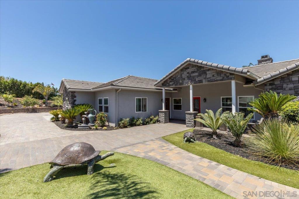 MLS #250034986SD image #11