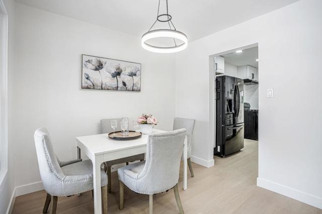 109 Maple Street, Vacaville CA: https://media.crmls.org/mediaz/bf7d61e0-f353-4a10-b9b1-c906cf1e58d2.jpg