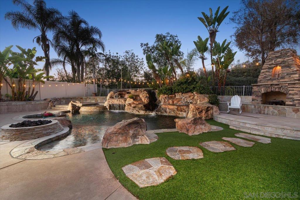 218 Falcon Pl - photo 6