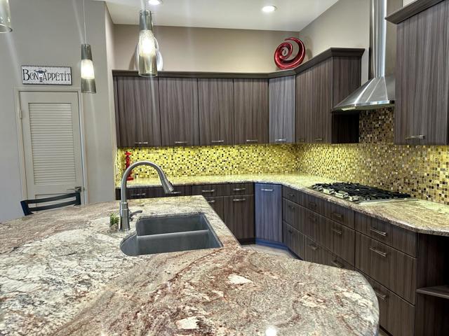 Image 5 of 39 For 44127 Yucca Drive