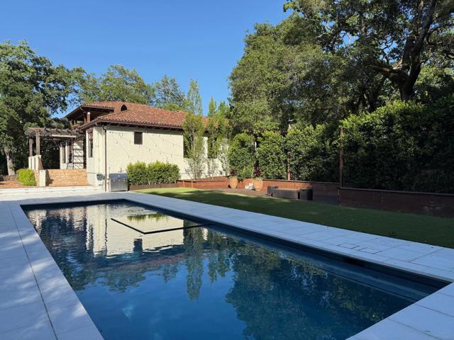 1036 Los Trancos Road, Portola Valley CA: https://media.crmls.org/mediaz/bf849b35-f7bb-4db7-bf1c-5eec25604efd.jpg