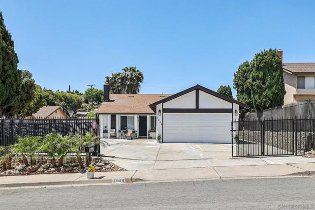 2044 Siegle Dr, Lemon Grove CA: https://media.crmls.org/mediaz/bf86306c-7e90-467e-ac20-ccf9af9d47c9.jpg