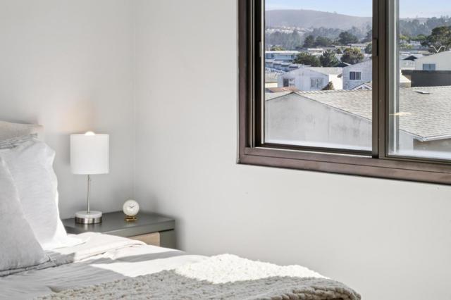 69 Plymouth Circle, Daly City CA: https://media.crmls.org/mediaz/bf864bd9-464c-46e5-a26f-f7dffb1964f8.jpg