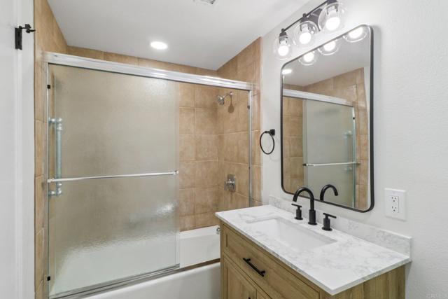 Detail Gallery Image 9 of 20 For 13565 Pequot Dr, Poway,  CA 92064 - 3 Beds | 2 Baths