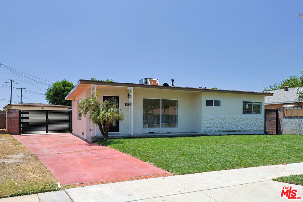 11232 Pantheon Street