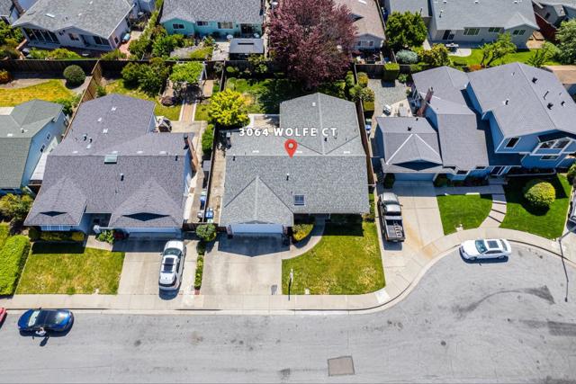 3064 Wolfe Court, Fremont CA: https://media.crmls.org/mediaz/bf8a7e0a-6527-4306-974b-320832cfad89.jpg