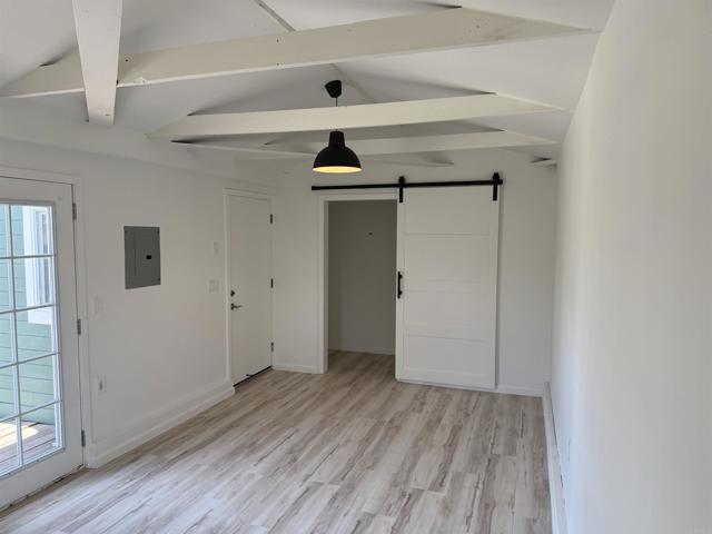 4007 Manzanita Drive, San Diego CA: https://media.crmls.org/mediaz/bf8ad04d-bd5b-470a-be84-c6a3434f3381.jpg