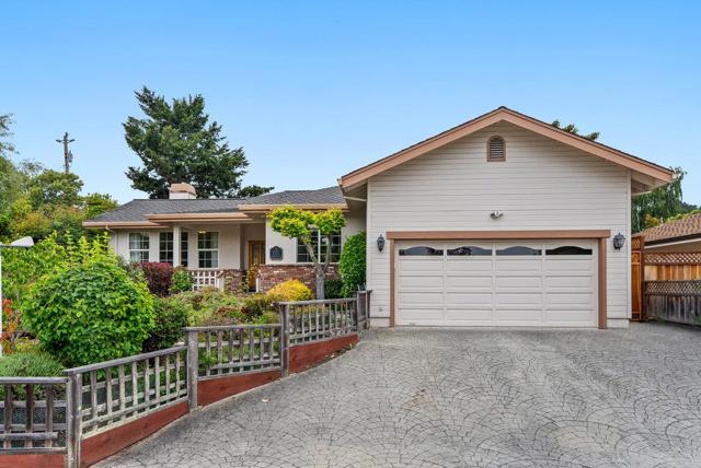 721 Paradiso Court, Soquel CA: https://media.crmls.org/mediaz/bf8b5237-e880-4701-971d-80a422715a6a.jpg