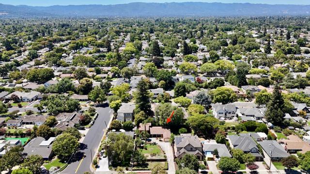 2447 Cottle Avenue, San Jose CA: https://media.crmls.org/mediaz/bf8b5cc3-39a8-4a4a-a224-ff1e762888ec.jpg