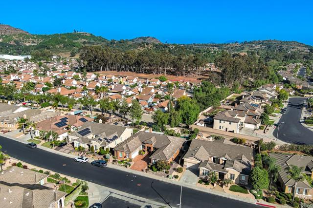 387 MELBOURNE GLN, Escondido CA: https://media.crmls.org/mediaz/bf8b6f4d-a6e5-4e84-b109-4ac8ea367fa1.jpg