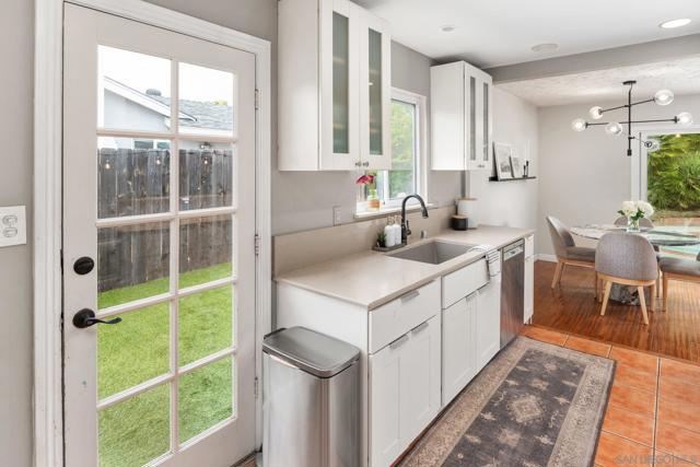 4357 Mount Hukee Ave, San Diego CA: https://media.crmls.org/mediaz/bf8d5e51-830f-44ef-8b48-ca4864a137b2.jpg