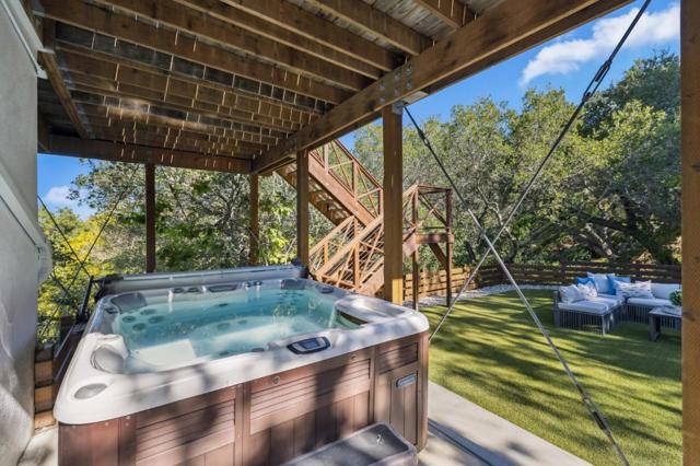2684 Summit Drive, Burlingame CA: https://media.crmls.org/mediaz/bf8d6d39-1beb-4d4e-bd46-c7256b807148.jpg