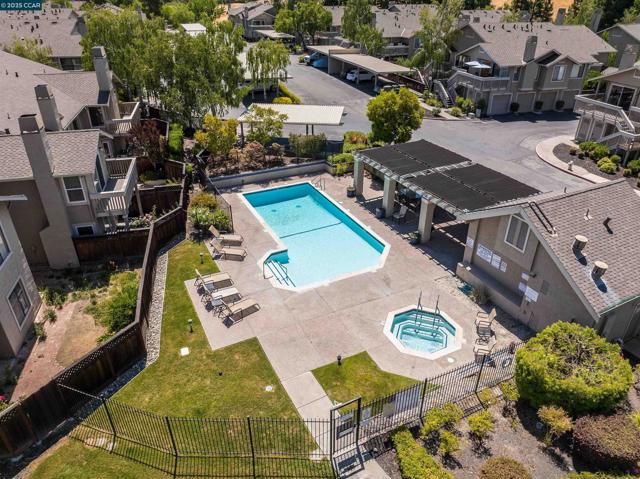 3625 Crow Canyon Road, San Ramon CA: https://media.crmls.org/mediaz/bf8dec04-1525-4795-887c-45897e9797f2.jpg