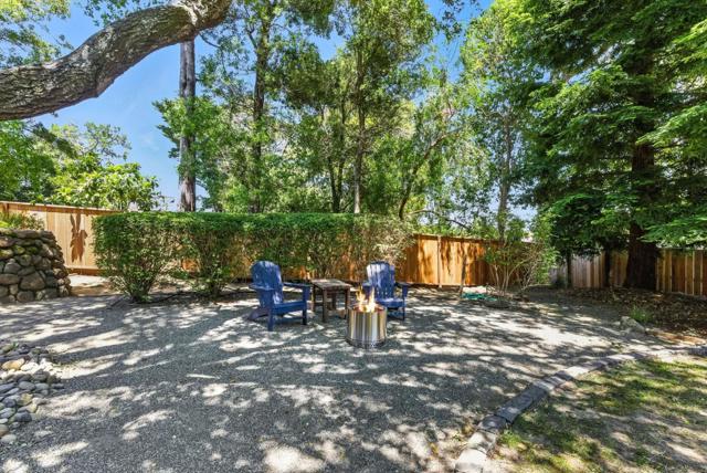3795 Ralston Avenue, Hillsborough CA: https://media.crmls.org/mediaz/bf8e32a4-5bd1-4866-8ed3-4d9a95fd0be9.jpg