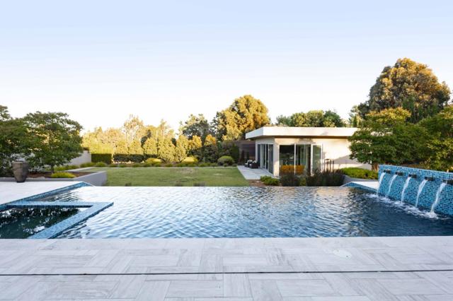 26270 Purissima Road, Los Altos Hills CA: https://media.crmls.org/mediaz/bf8e48fc-ea29-4431-b701-915803f38e29.jpg