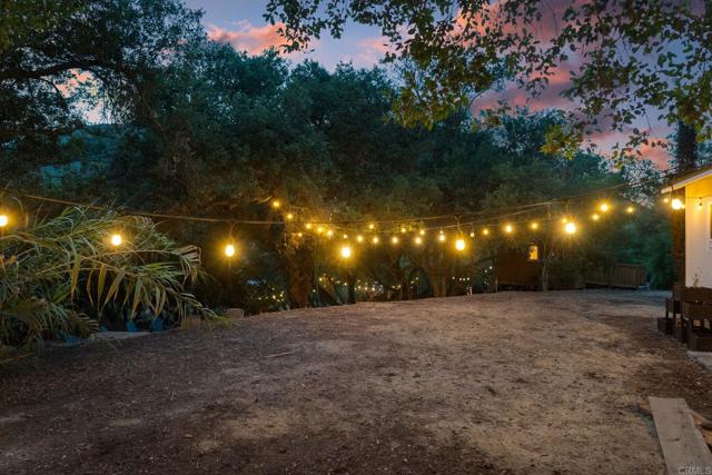 9115 Harmony Grove Road, Escondido CA: https://media.crmls.org/mediaz/bf8e5c8b-feed-4118-a607-aa6e533185c7.jpg