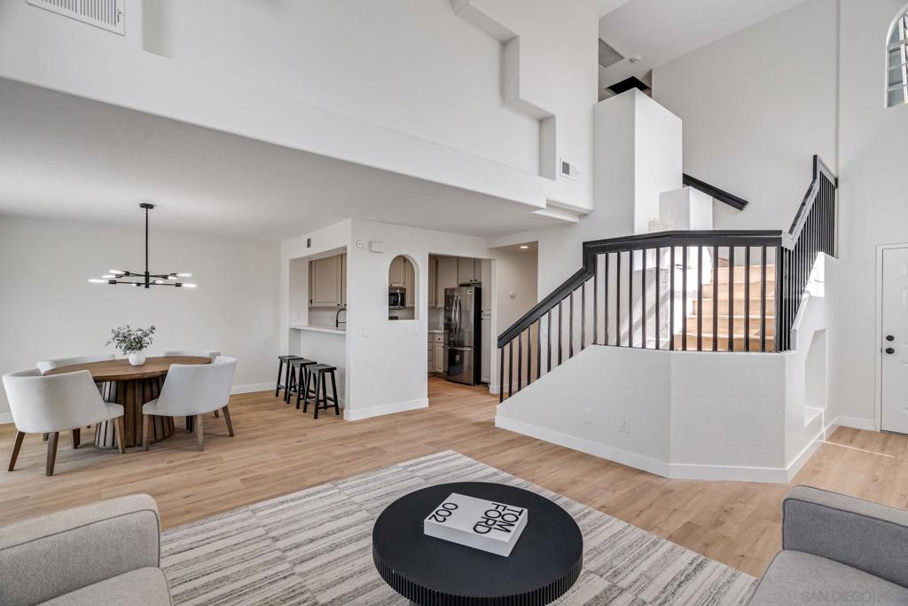 12875 Carriage Heights Way - photo 11