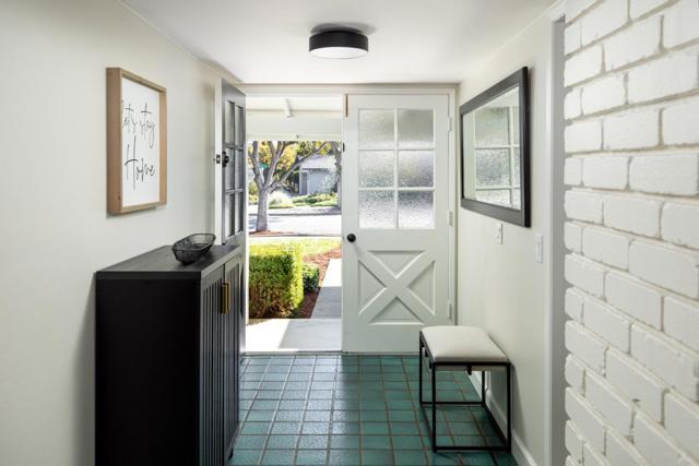 1423 Kyle Court, Sunnyvale CA: https://media.crmls.org/mediaz/bf8f86d9-9d63-4dcf-996f-889c7613d4af.jpg