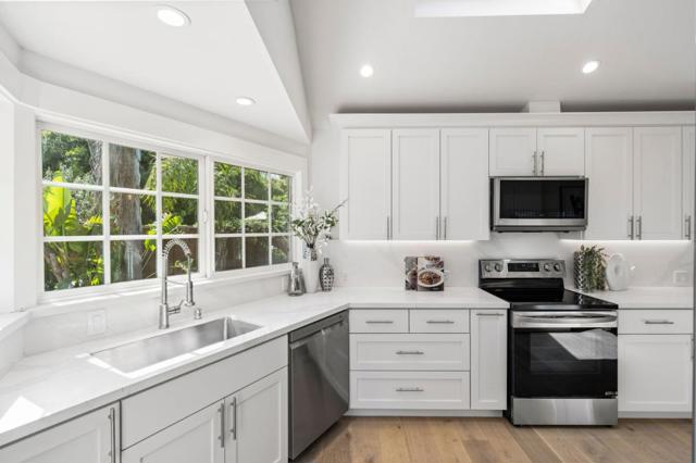 Image 17 of 50 For 577 Anchor Circle