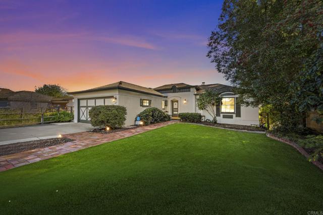 Detail Gallery Image 2 of 57 For 4811 E Alder Dr, San Diego,  CA 92116 - 5 Beds | 4 Baths