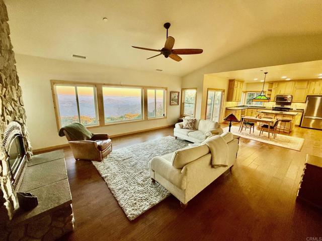 Detail Gallery Image 10 of 47 For 32771 Birch Hill Rd, Palomar Mountain,  CA 92060 - 2 Beds | 2 Baths