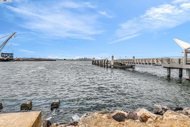 1811 3rd St, Alameda CA: https://media.crmls.org/mediaz/bf90ae68-3c60-43df-a940-47912a8da7e3.jpg