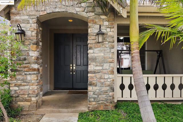 3551 Keystone Loop, Discovery Bay CA: https://media.crmls.org/mediaz/bf90ce10-d59d-4f2d-88fa-c90a82a5b335.jpg