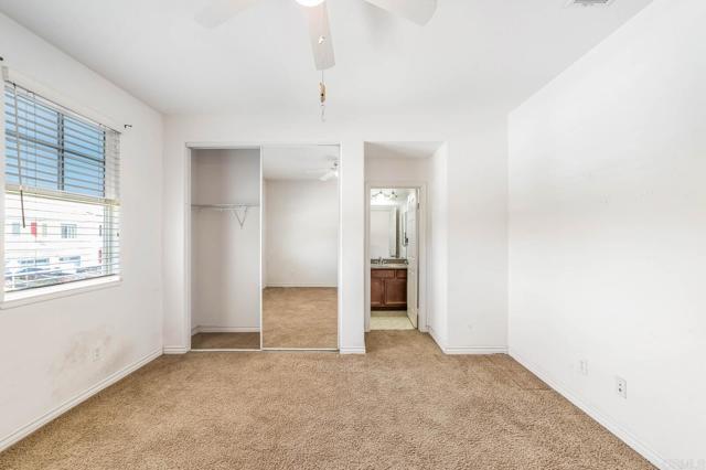 41013 Sunsprite St, Lake Elsinore CA: https://media.crmls.org/mediaz/bf9105c6-44e0-4c34-8f21-073f512428ff.jpg