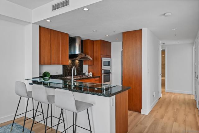 1205 Pacific Hwy, San Diego CA: https://media.crmls.org/mediaz/bf9199e9-f72e-472a-95f6-0fd2c870c0e4.jpg