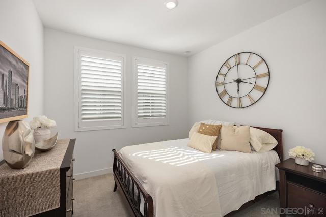 1400 Lasso Way, Rancho Mission Viejo CA: https://media.crmls.org/mediaz/bf920b71-ce7d-4f16-ab4a-995c248a51c5.jpg