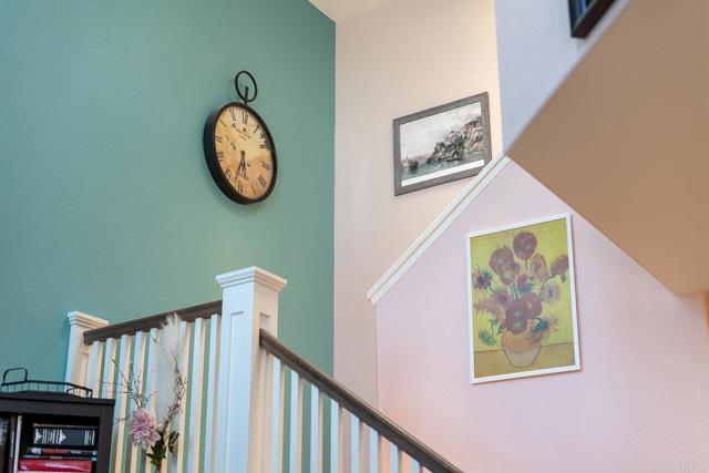 4610 Los Alamos Way, Oceanside CA: https://media.crmls.org/mediaz/bf925c17-a54a-4584-9521-2713624fd1db.jpg