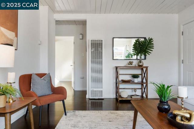 1275 Frances Rd, San Pablo CA: https://media.crmls.org/mediaz/bf9274e3-5d56-4c0b-9a36-19d0c4aaa216.jpg