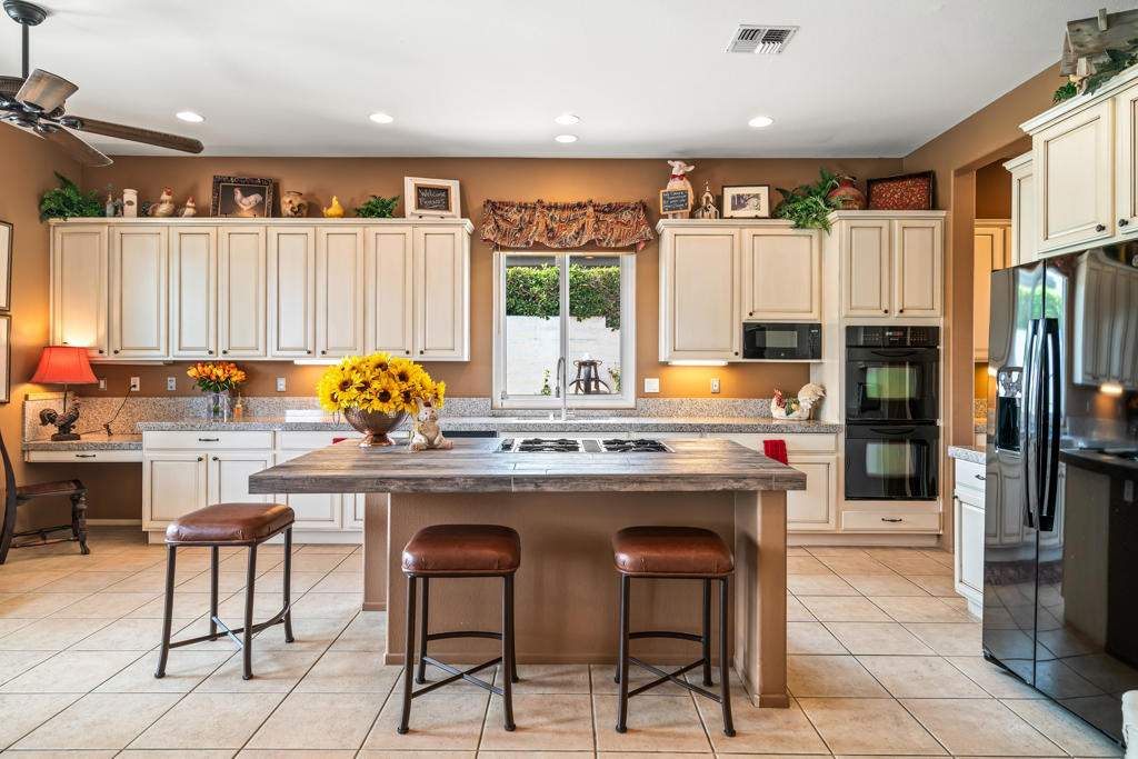 MLS #219138636DA image #17