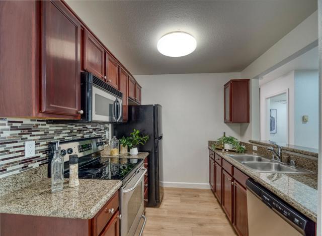 37357 Sequoia Road, Fremont CA: https://media.crmls.org/mediaz/bf93b30a-78fd-41bf-9abb-6639d2e0951c.jpg