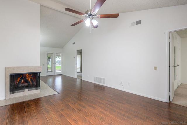 14745 Caminito Orense Este, San Diego CA: https://media.crmls.org/mediaz/bf944862-27bd-40b4-a9dc-6c9f80d99116.jpg