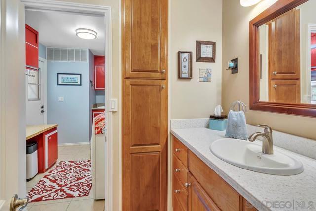 18218 Paradise Mountain Rd, Valley Center CA: https://media.crmls.org/mediaz/bf94e623-7cb1-49aa-861f-190f5c9a962a.jpg