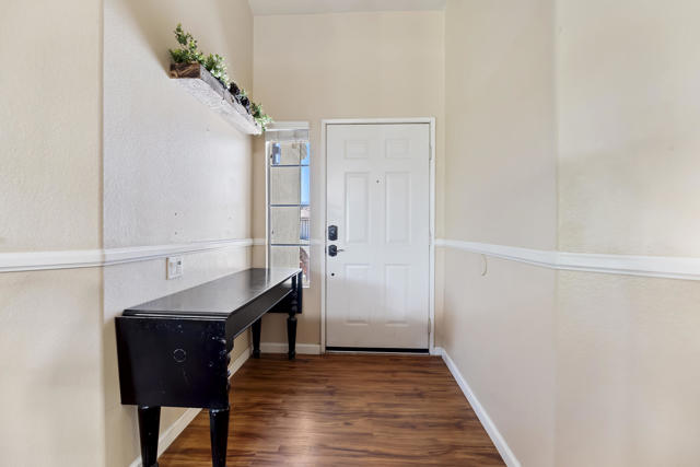 31292 Via Ventana, Thousand Palms CA: https://media.crmls.org/mediaz/bf9513fa-b856-429e-87fc-40151f9b7b0f.jpg