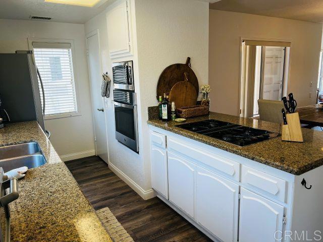2520 Navarra Drive, Carlsbad CA: https://media.crmls.org/mediaz/bf9529d6-d918-4677-9f1d-e6e6c8ffd213.jpg
