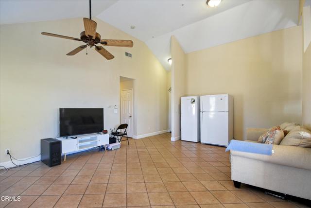 7434 Nye Drive, Highland CA: https://media.crmls.org/mediaz/bf9684c1-7b27-4496-ae6c-80c3e5cc1ff0.jpg