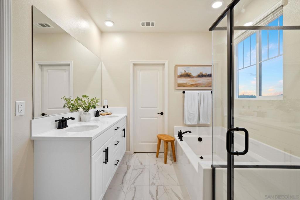 MLS #250034998SD image #27