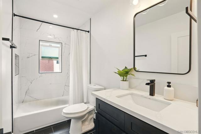 4817 Lyon St, San Diego CA: https://media.crmls.org/mediaz/bf9a3fec-e620-4f8d-9836-b348129a028e.jpg